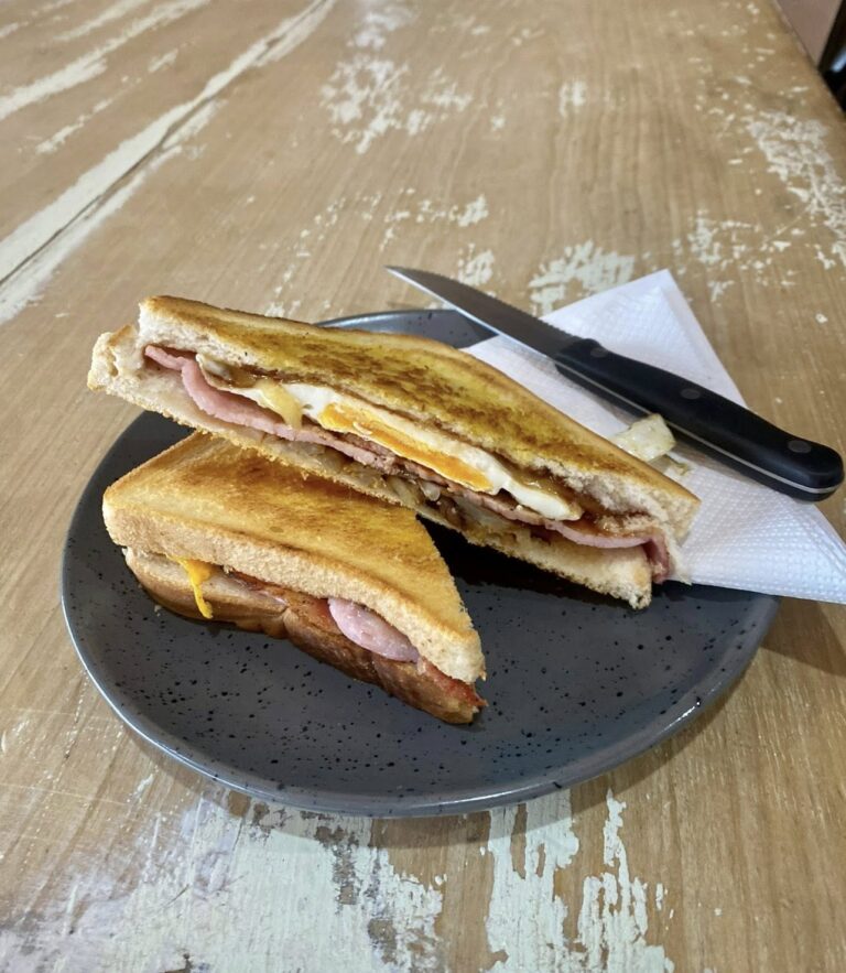 639505923 1353272750147541 2814188475497309849 n 768x883