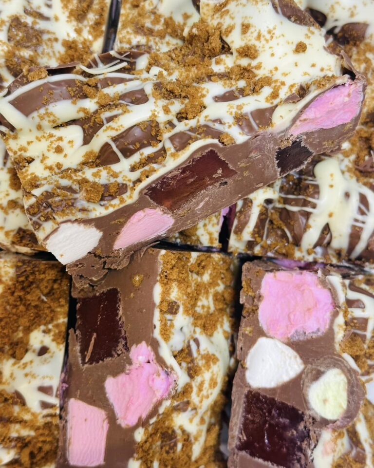 648468918 918455831078542 1816607052734113459 n 768x961